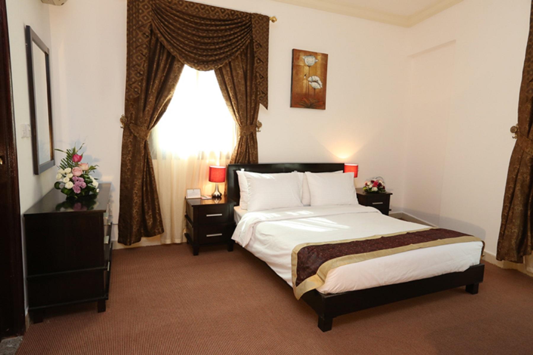 דוחה La Villa Palace Hotel מראה חיצוני תמונה