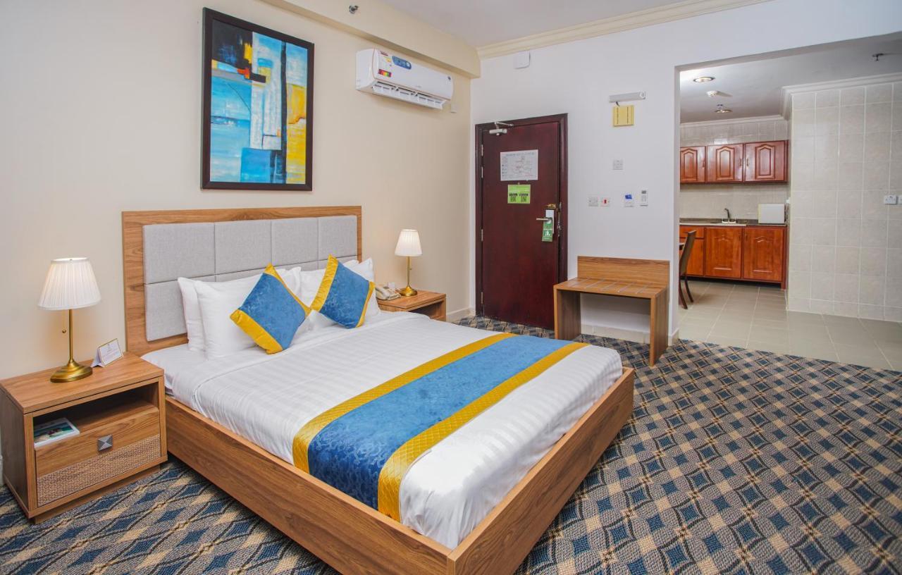 דוחה La Villa Palace Hotel מראה חיצוני תמונה