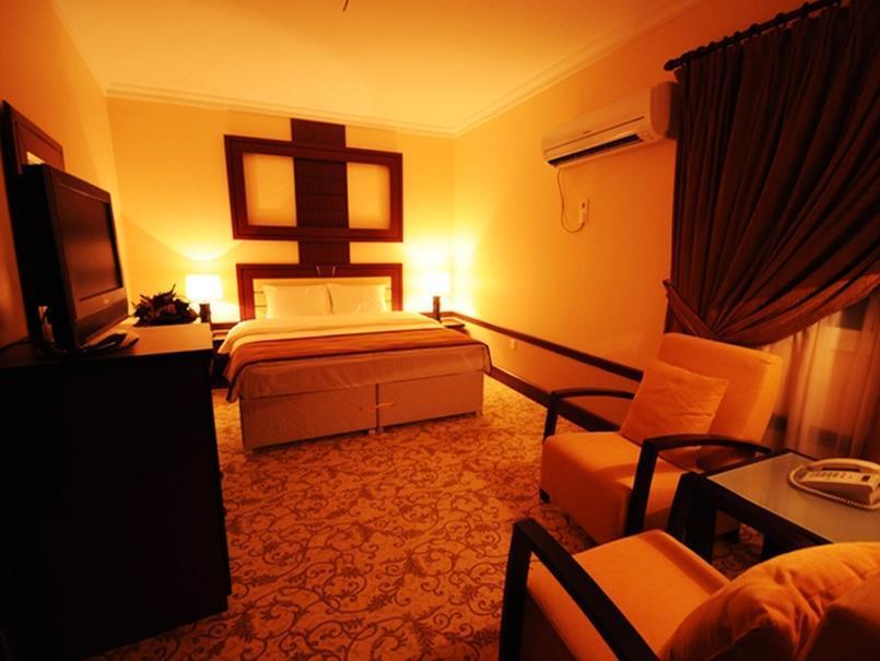 דוחה La Villa Palace Hotel מראה חיצוני תמונה